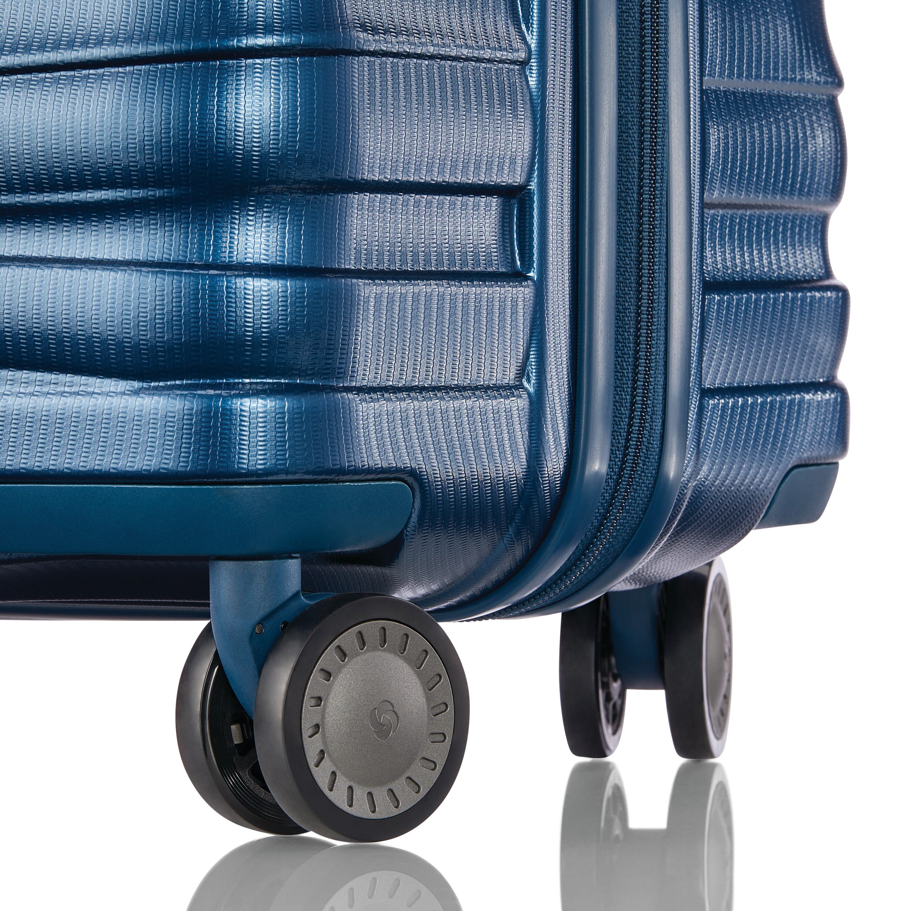 Samsonite stryde hardside glider with double spinner wheels new arrivals