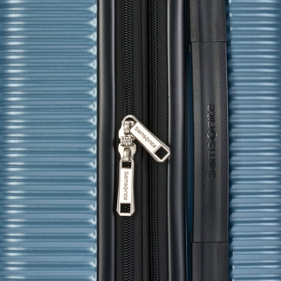 Valor X 2 Piece Set (CO/M) in the color Elemental Blue. image number 5