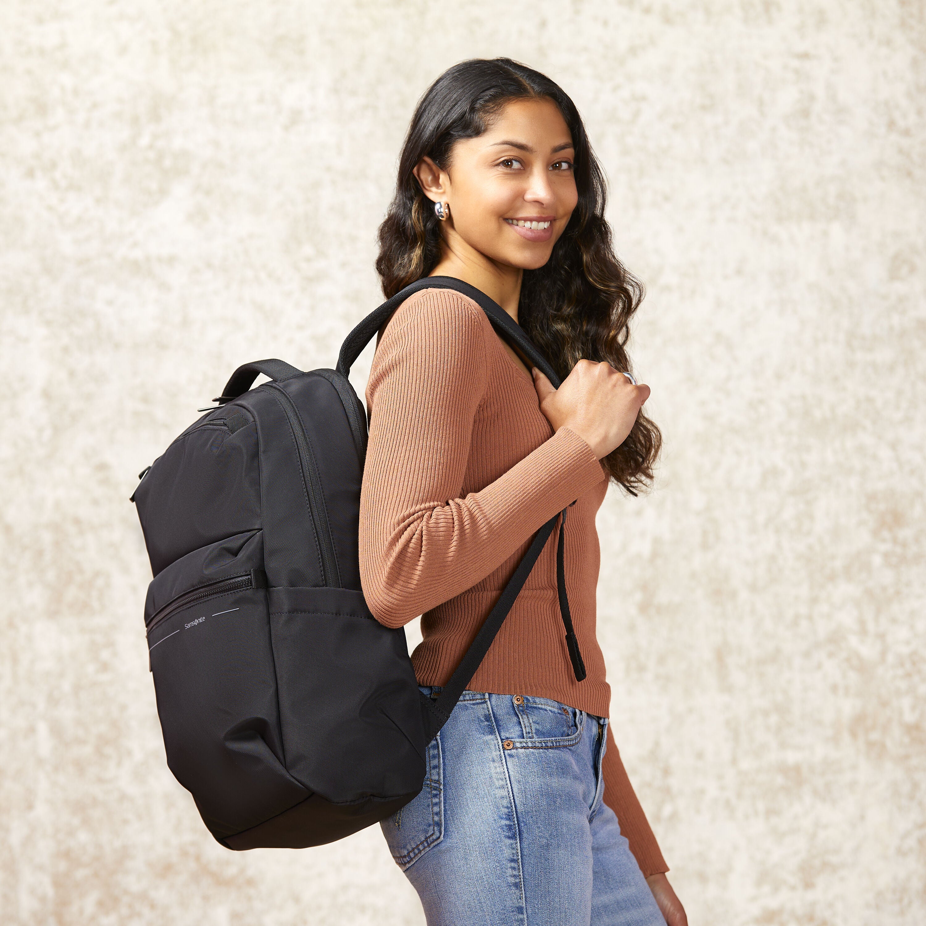 Best samsonite laptop bag sales