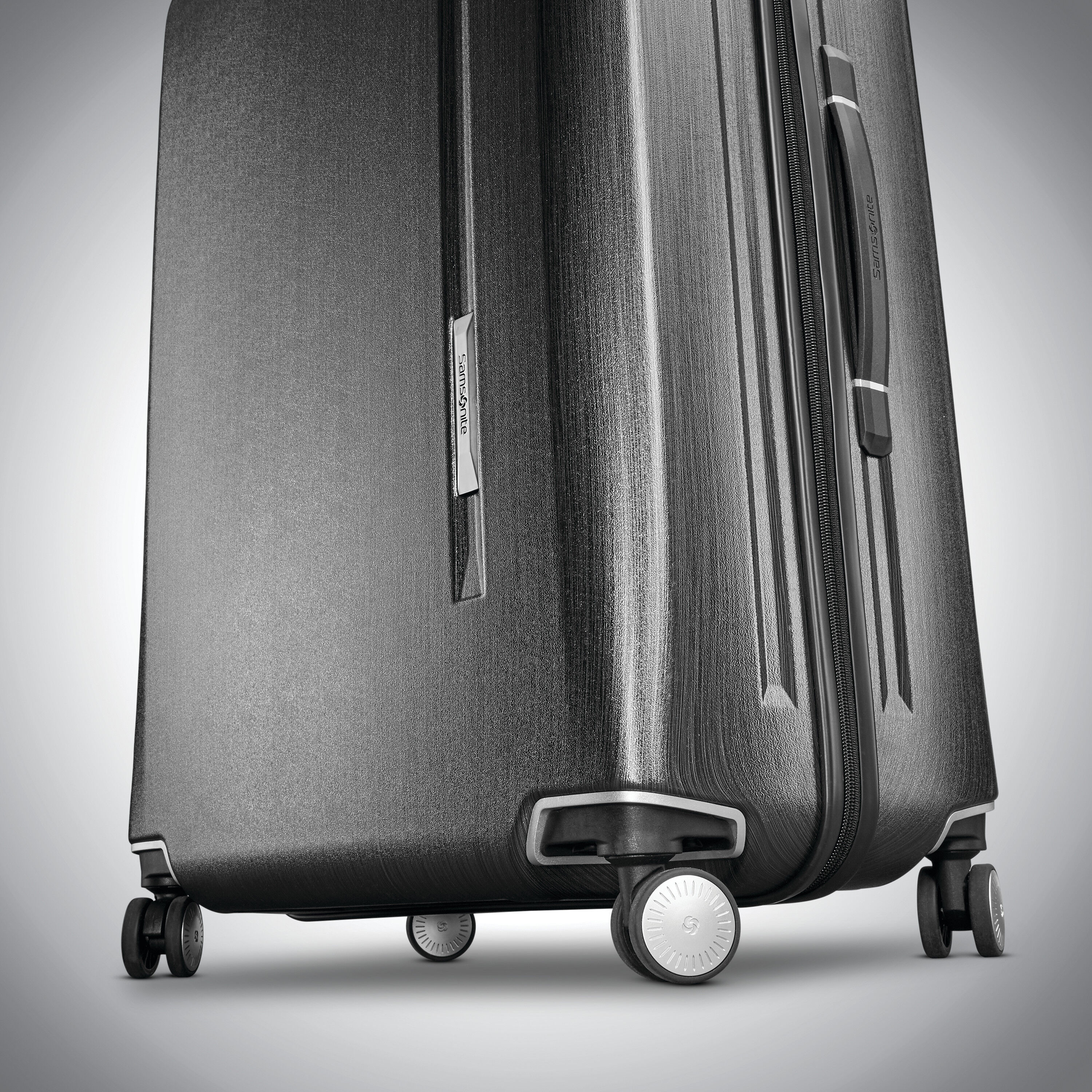 Samsonite etude shop hardside