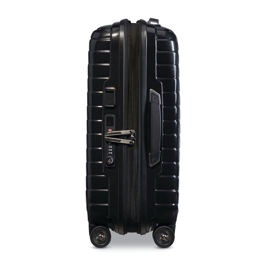 Proxis Global Carry-On Spinner in the color Black. image number 2