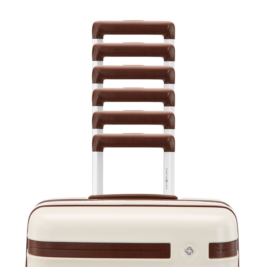 Virtuosa Carry-On Spinner in the color Off White. image number 7