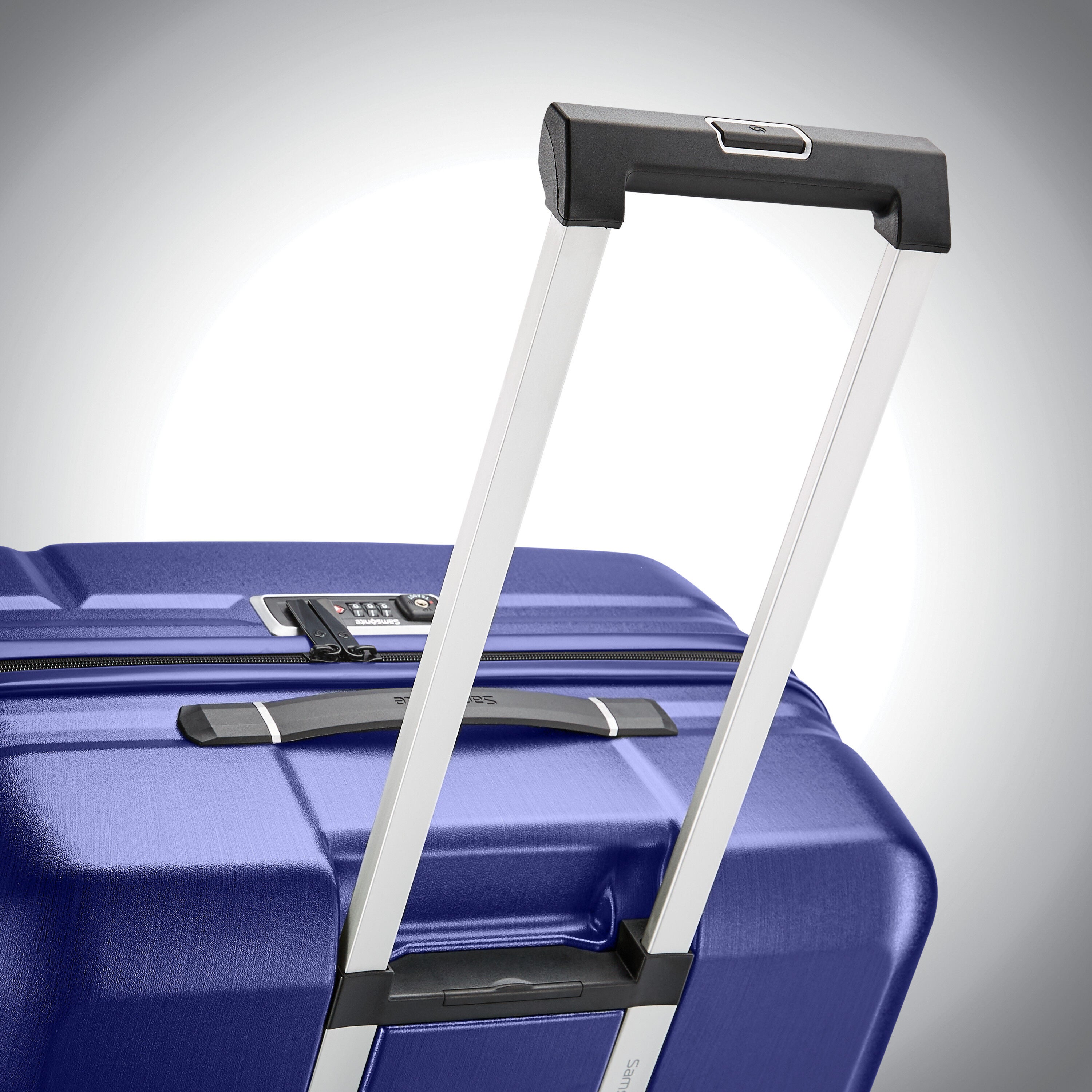 Samsonite novaire 28 2025