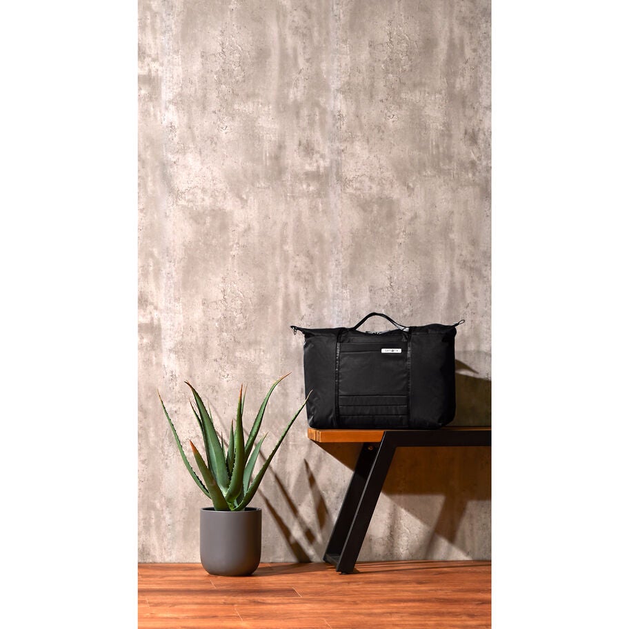 UpLIFT Weekender Duffel in the color Black. image number 7