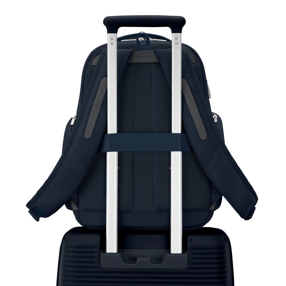 Paralux Everyday Backpack in the color Midnight Navy. image number 9
