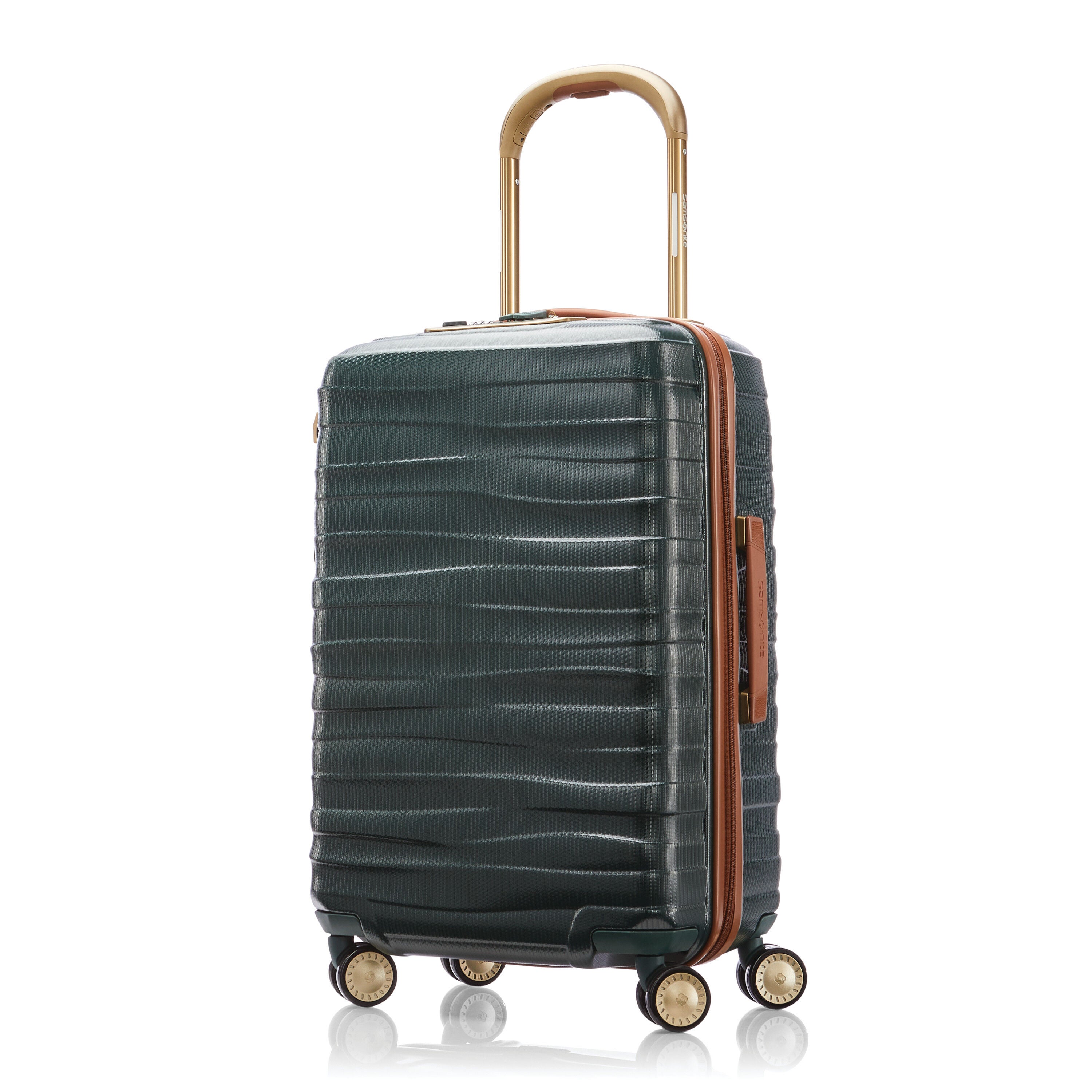 Stryde 111 22x14x9 Carry On Spinner Carry On Hardside Spinner Luggage