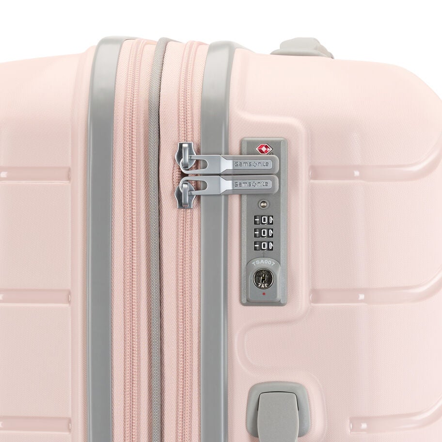 Freeform Large Spinner in the color Pink Blush. image number 4