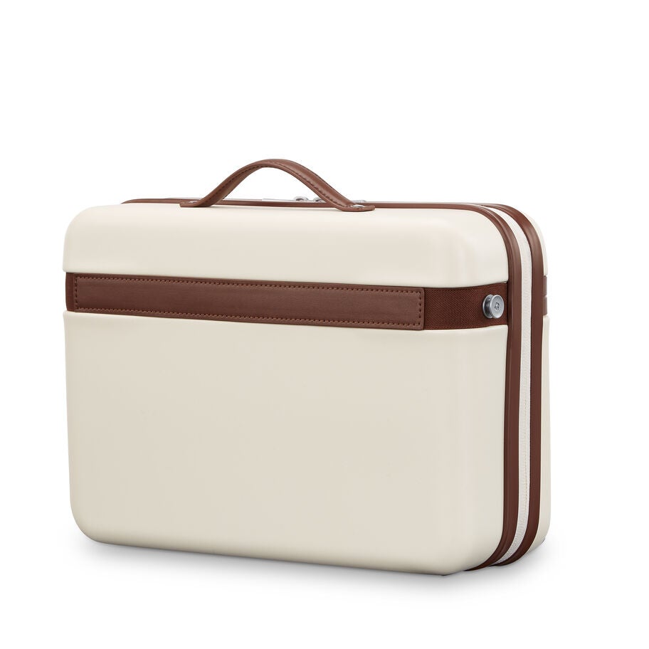 Virtuosa Train Case in the color Off White. image number 8
