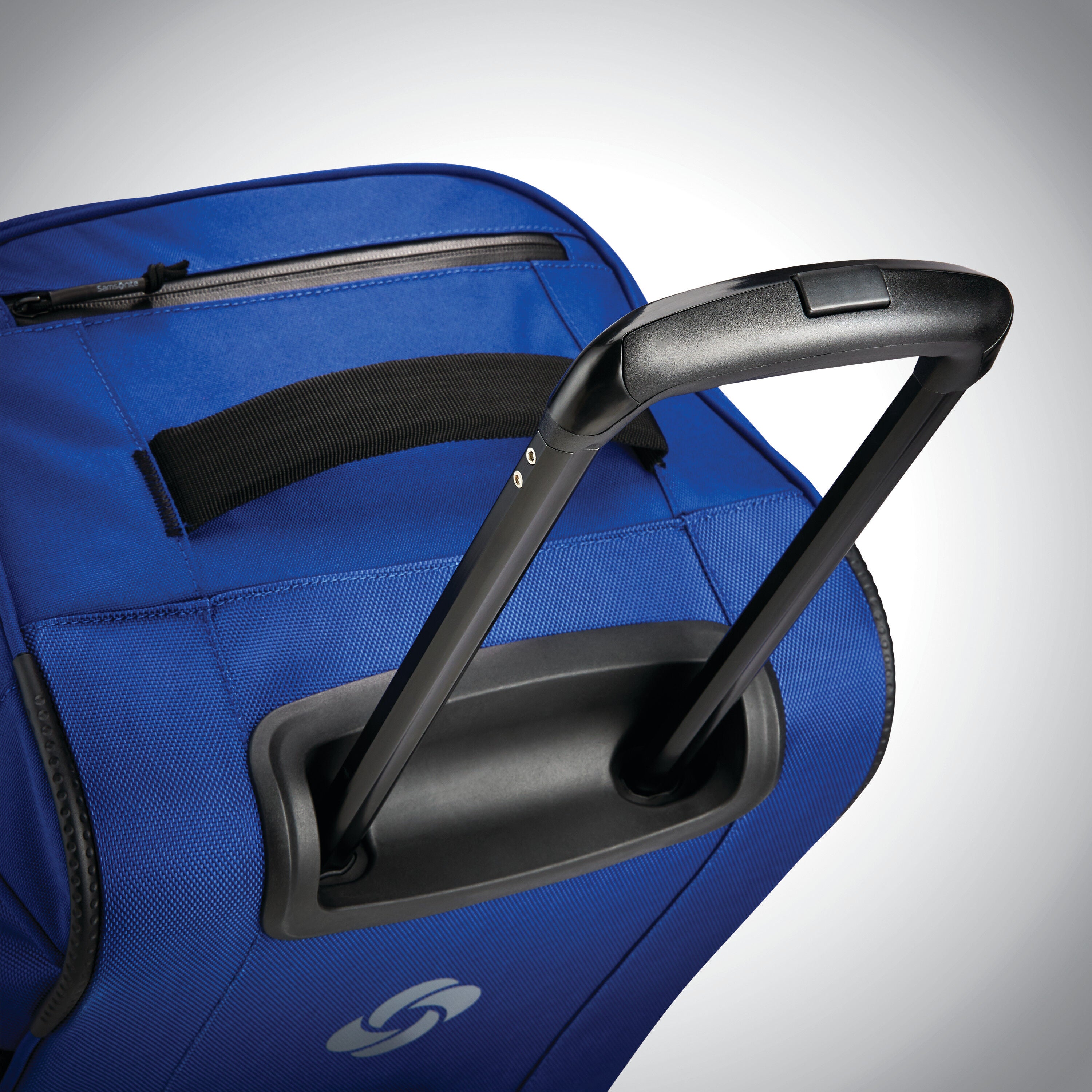Samsonite 22 store wheeled duffel