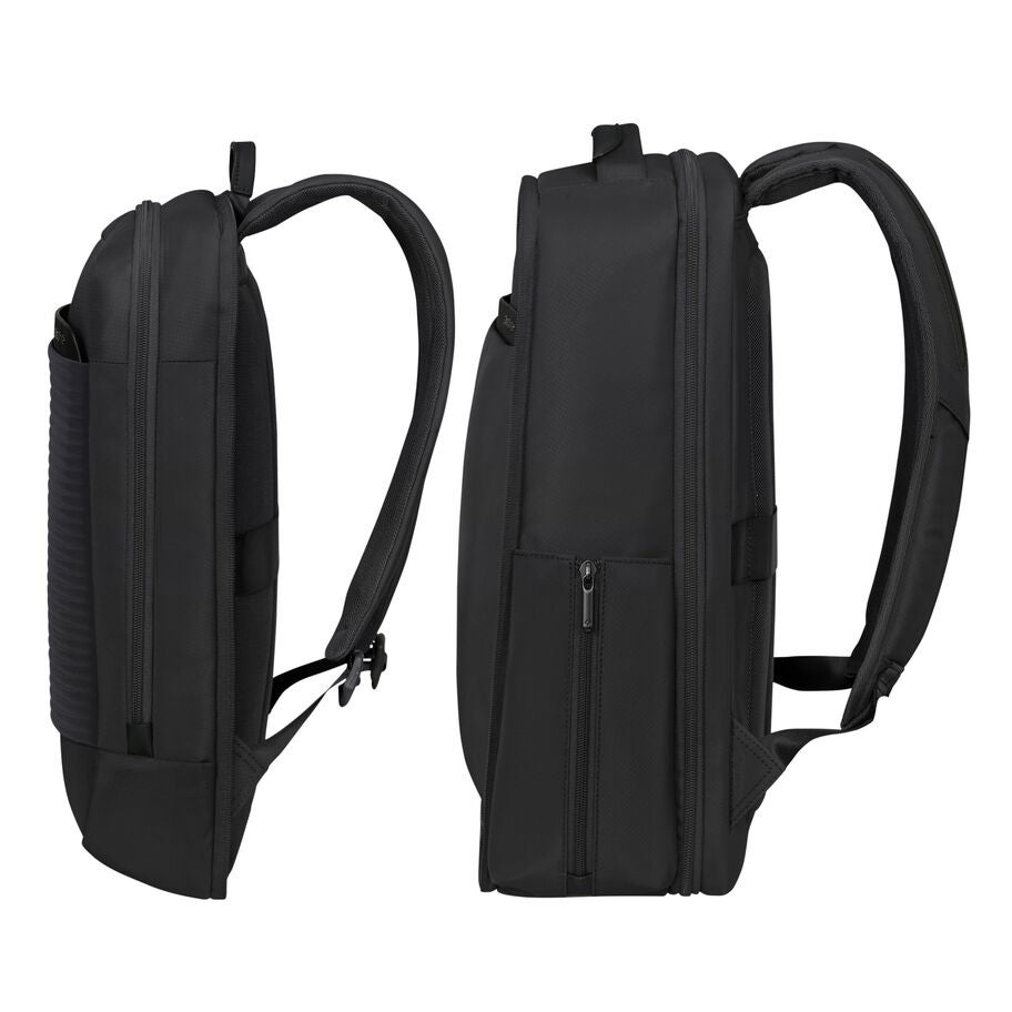 Paralux 2-1 Travel Backpack in the color Black. image number 1