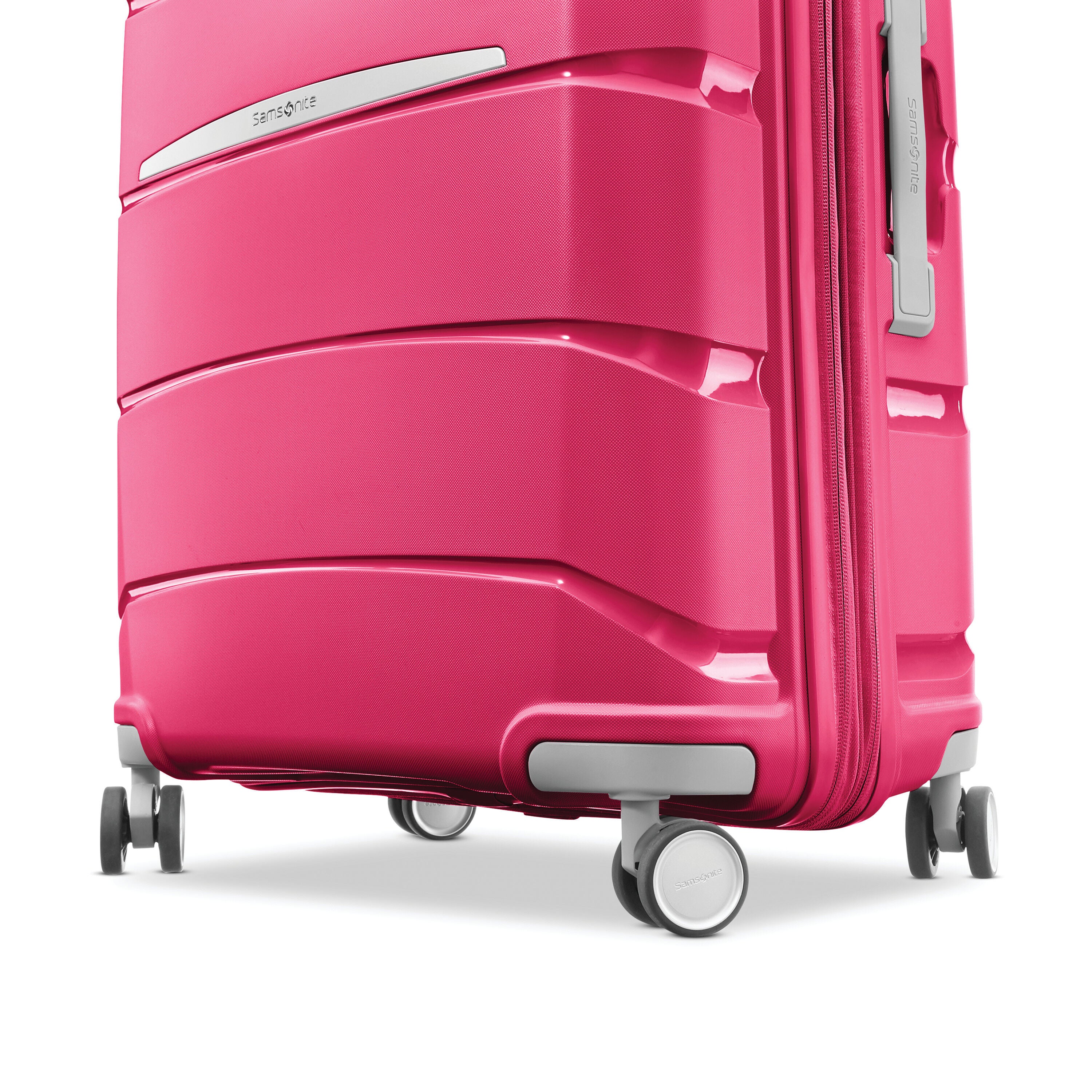 Buy Outline Pro 22 x 14 x 9 CarryOn Spinner for N/A 0.0 Samsonite US