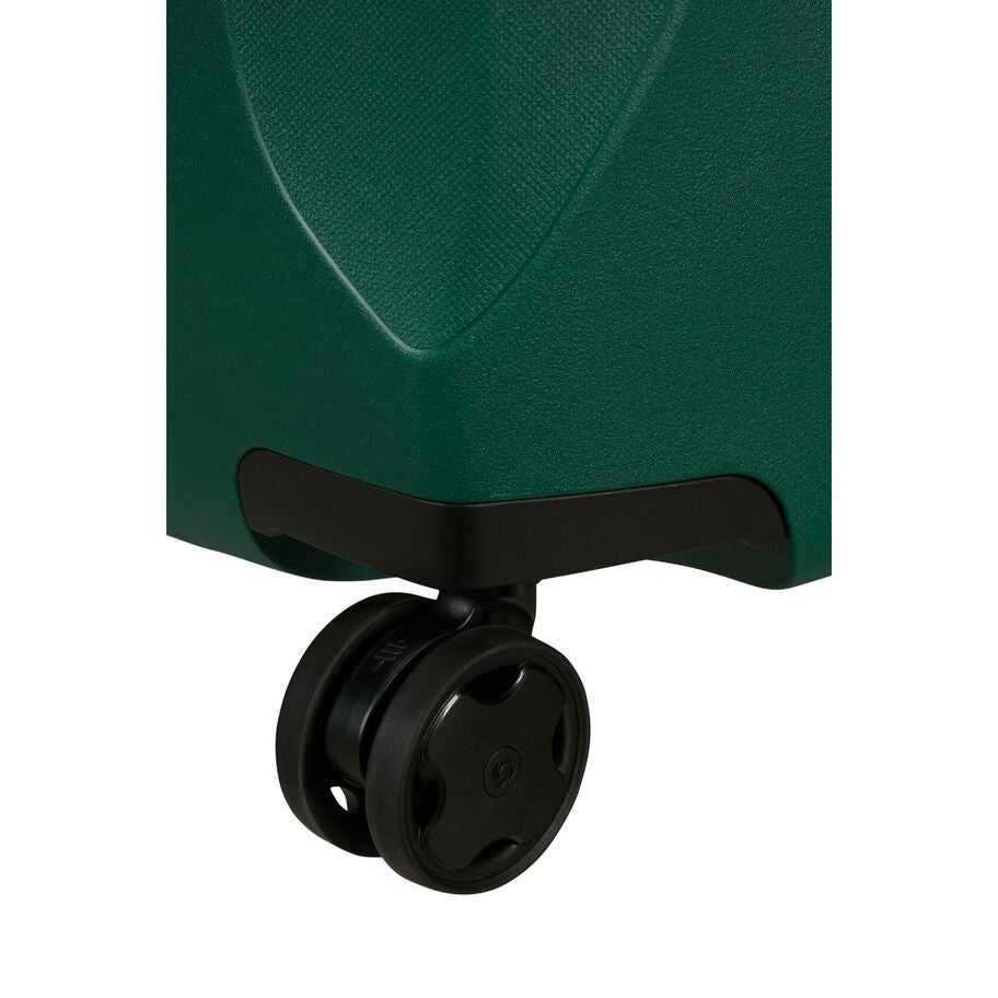 Essens Large Spinner in the color Alpine Green. image number 8