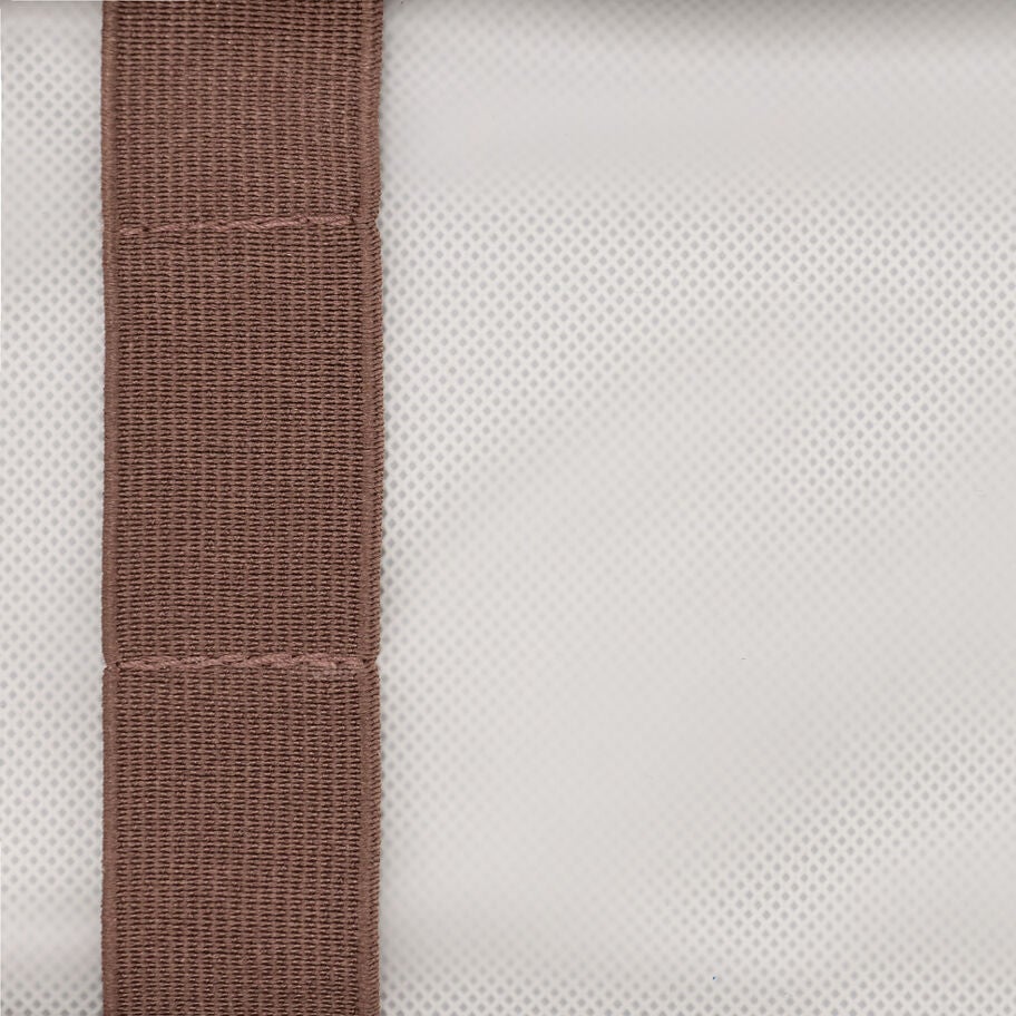 Better Than Basic Toiletry Kit in the color CHOCOLATE MAUVE. image number 3