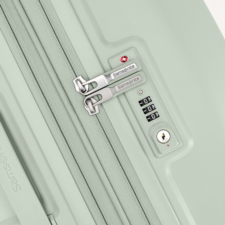 Outline Pro Large Spinner in the color Sage. image number 5