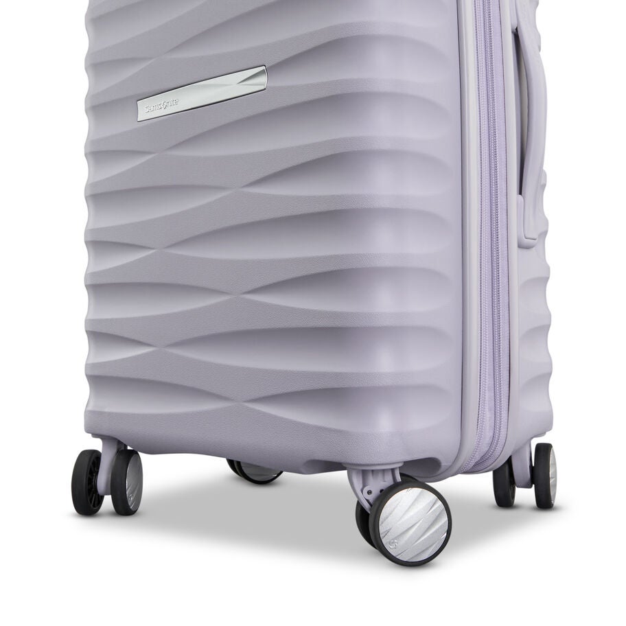 Voltage DLX Global Carry-On Spinner in the color Lilac. image number 6