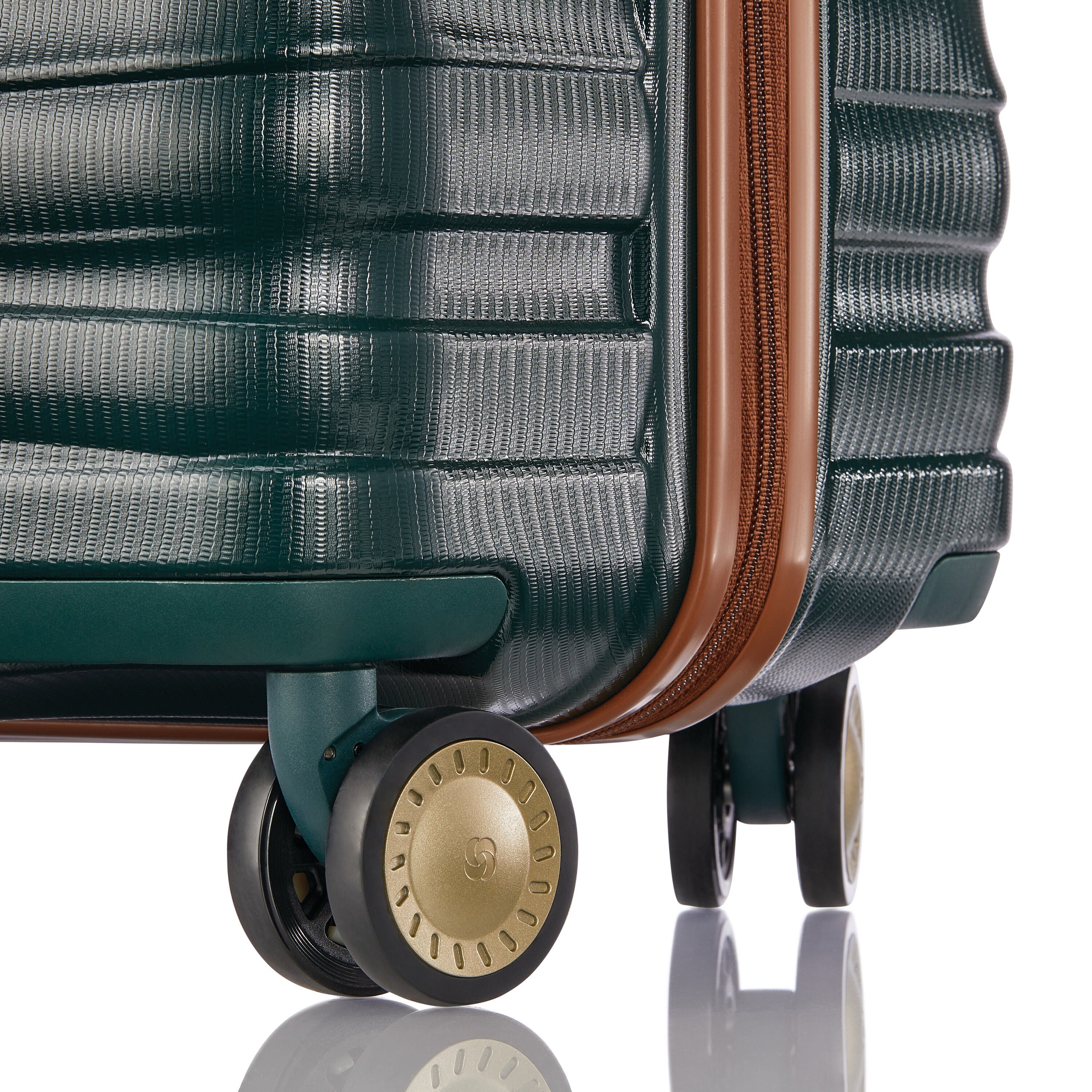 Stryde 111 Medium Glider Hardside Checked Luggage Samsonite