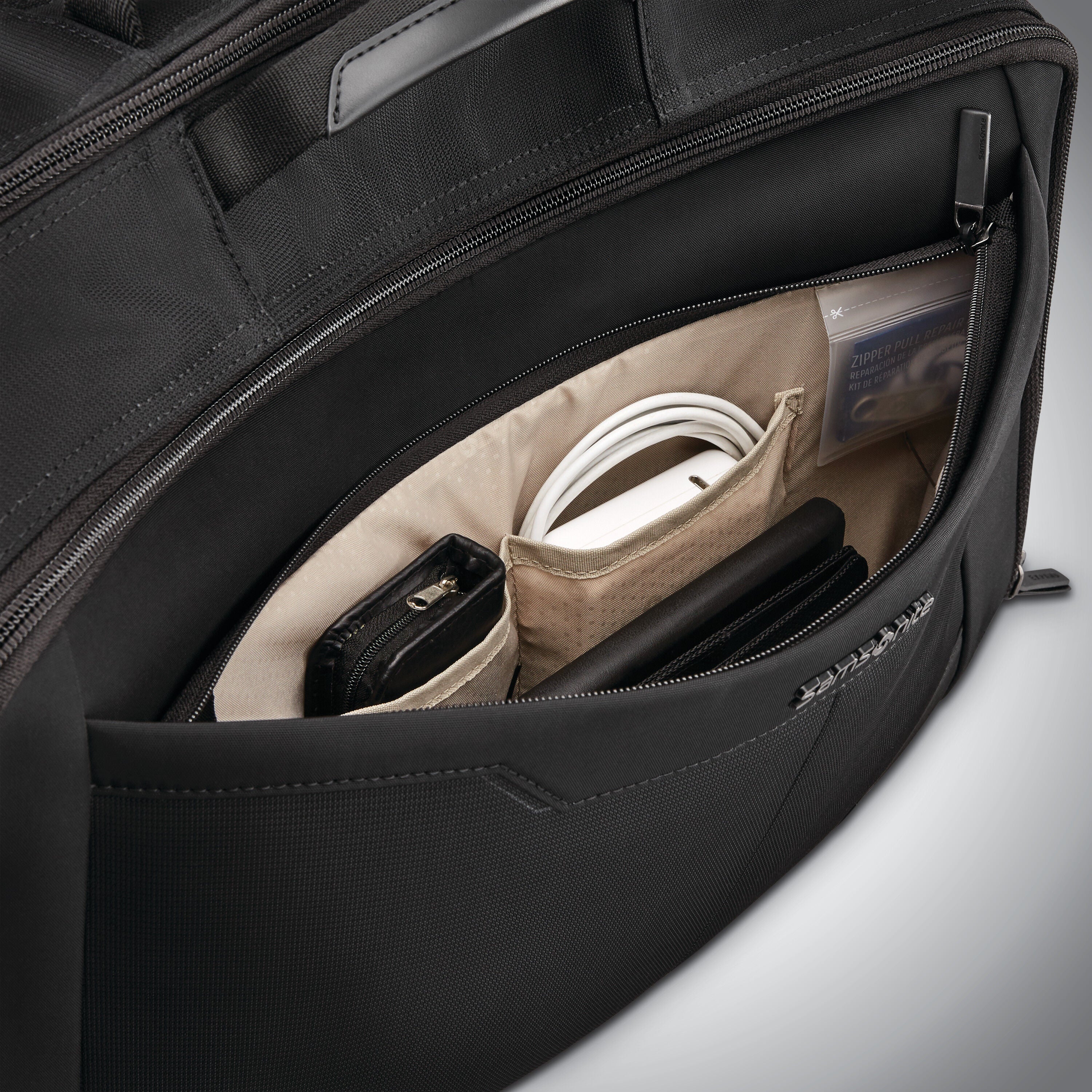 Samsonite xbr deals 17