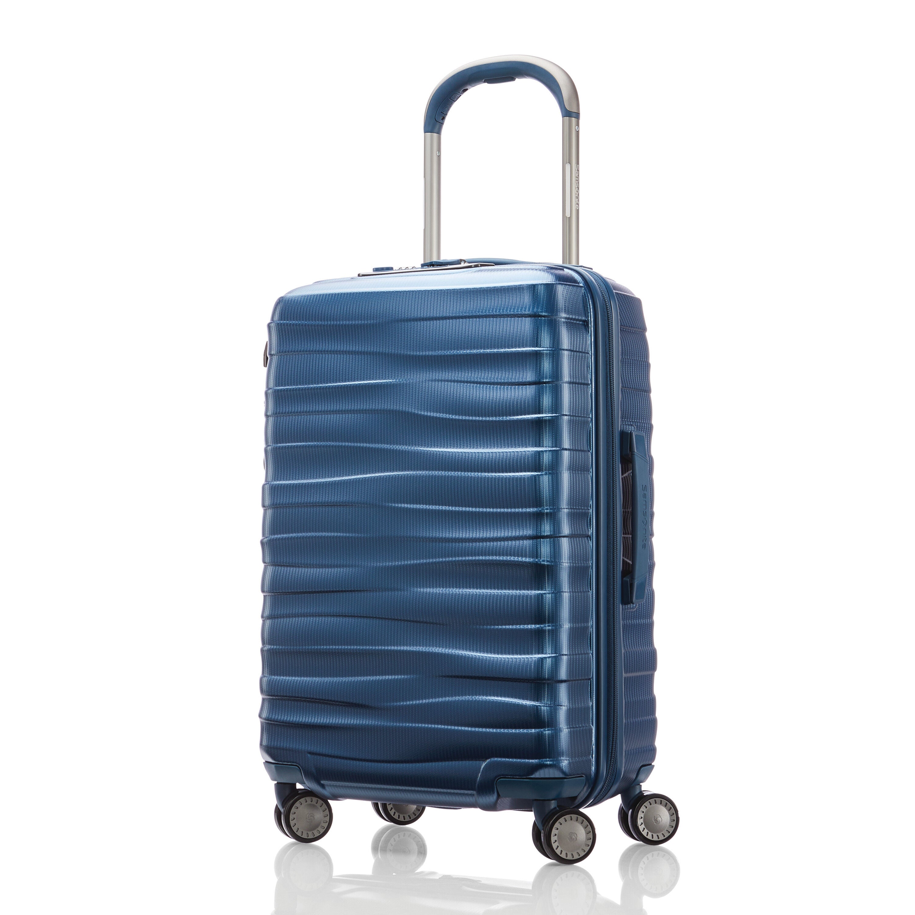 Carry on luggage 22x14x9 spinner cheap