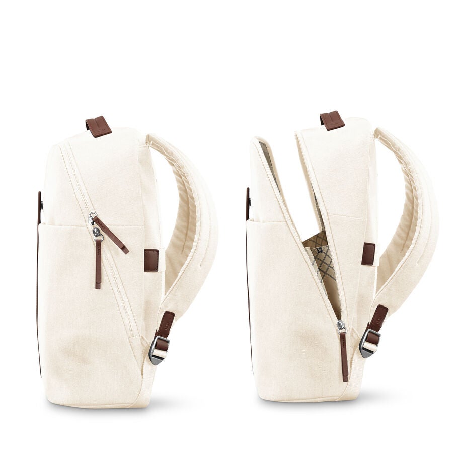 Virtuosa Backpack in the color Off White. image number 3
