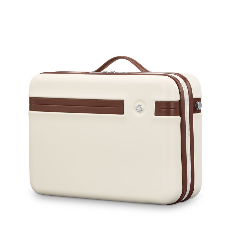 Virtuosa Train Case in the color Off White. image number 7