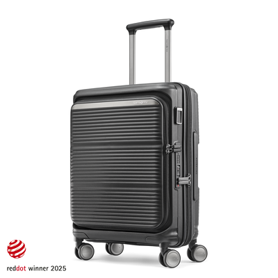 Paralux Global Carry-On Spinner in the color Black.