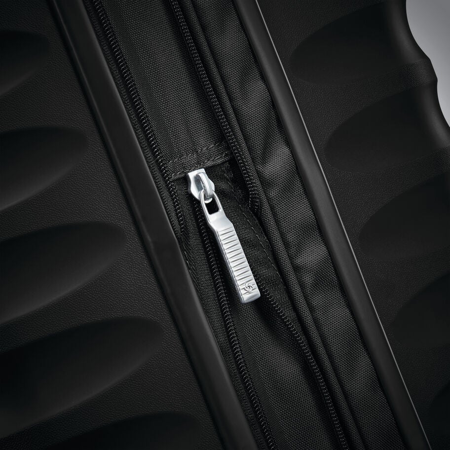 Voltage DLX Large Spinner in the color Black. image number 5