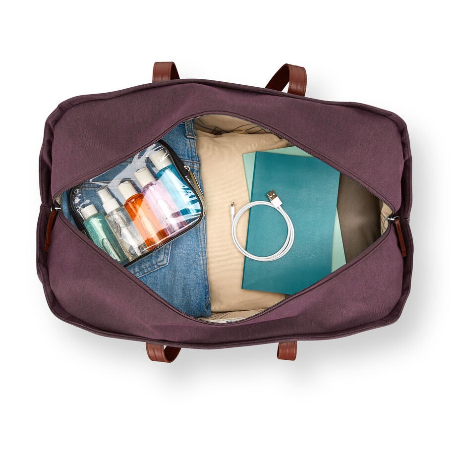 Virtuosa Wheeled Duffel in the color Merlot. image number 1