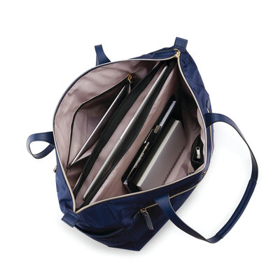 Mobile Solution Deluxe Carryall in the color Navy Blue.
