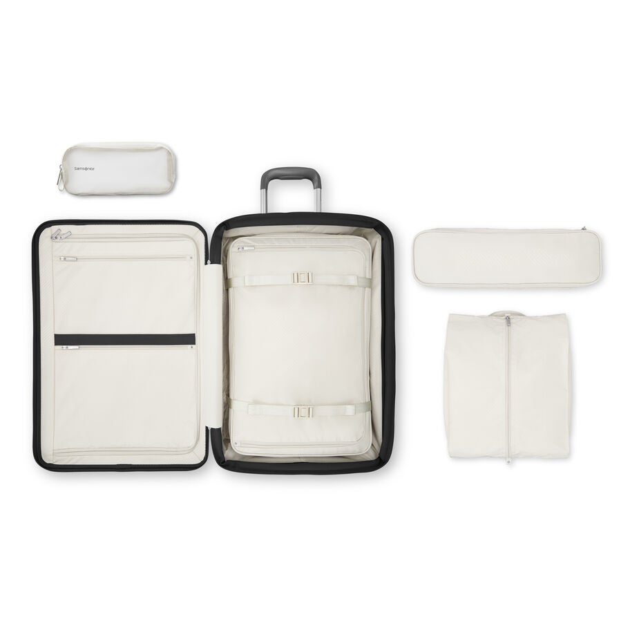 Silhouette 18 Hardside Carry-On Spinner in the color Black. image number 1