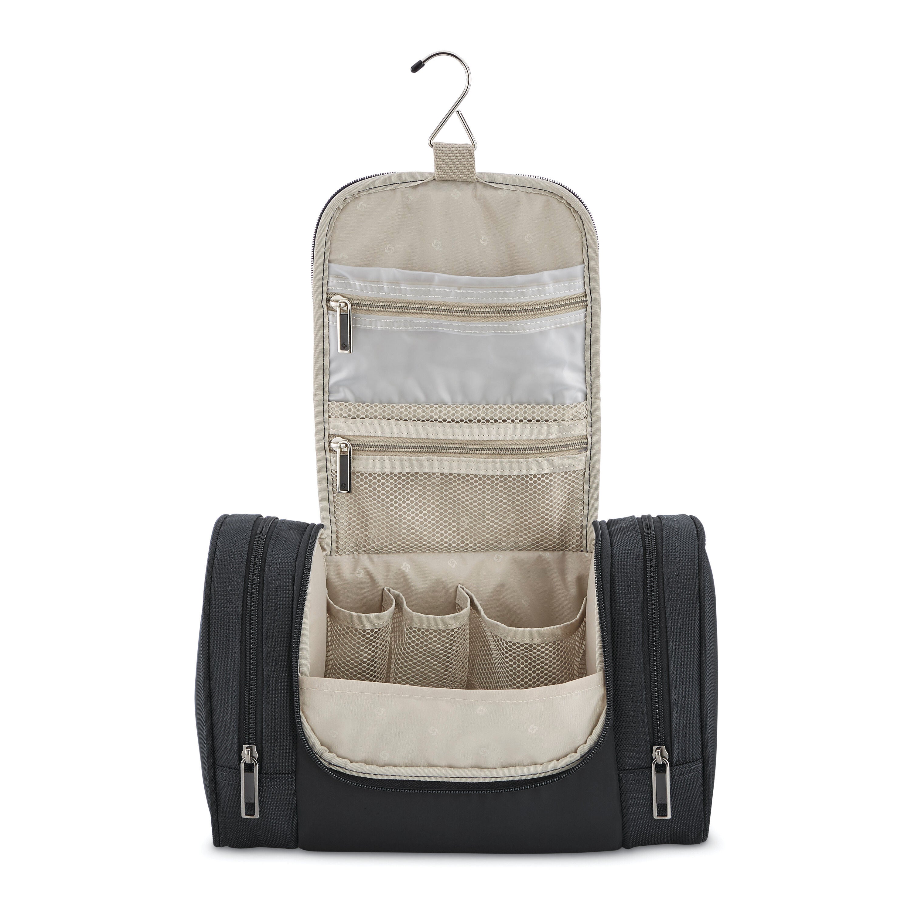 NuRoad Hanging Travel Kit