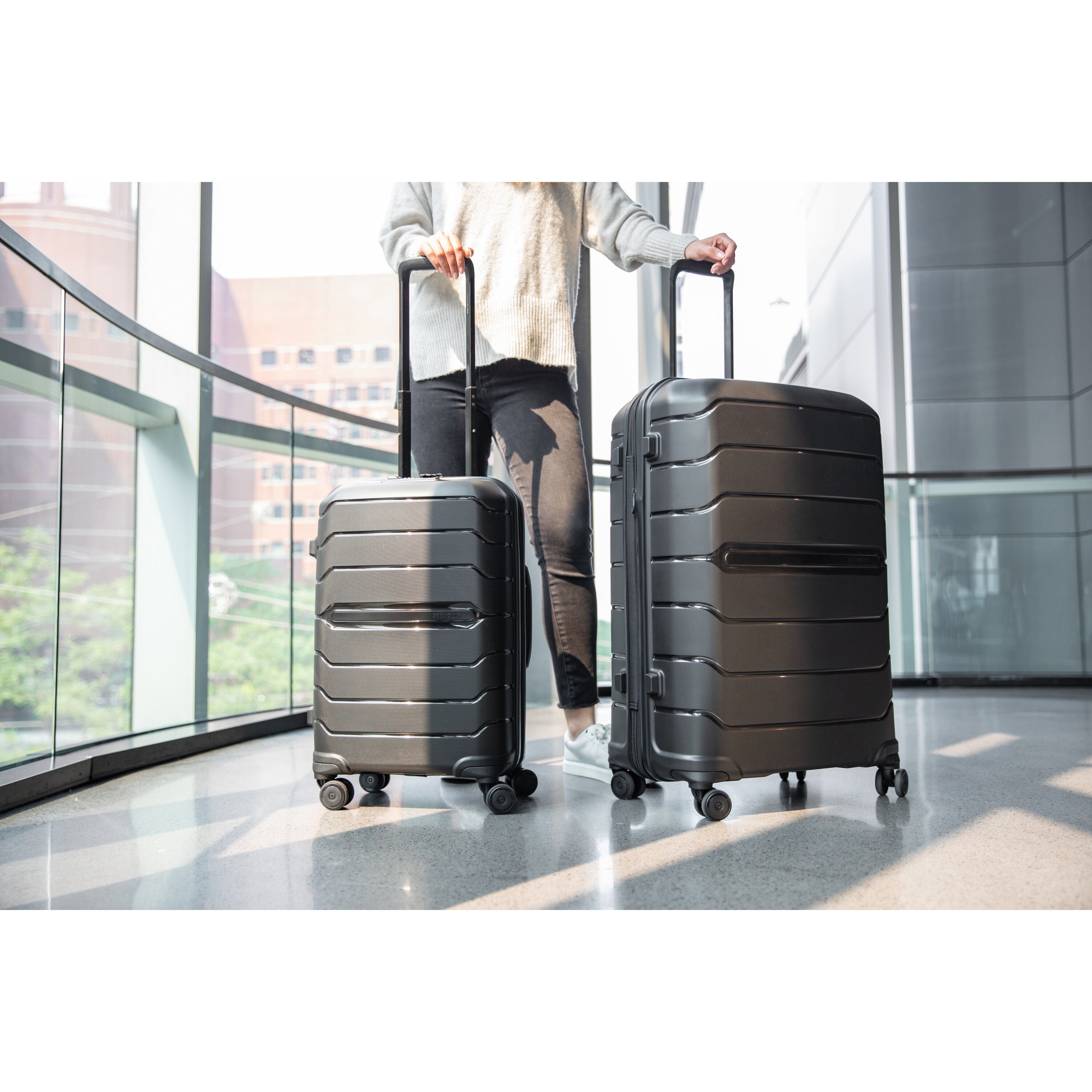 Freeform CarryOn Spinner Hardside CarryOn Luggage Samsonite