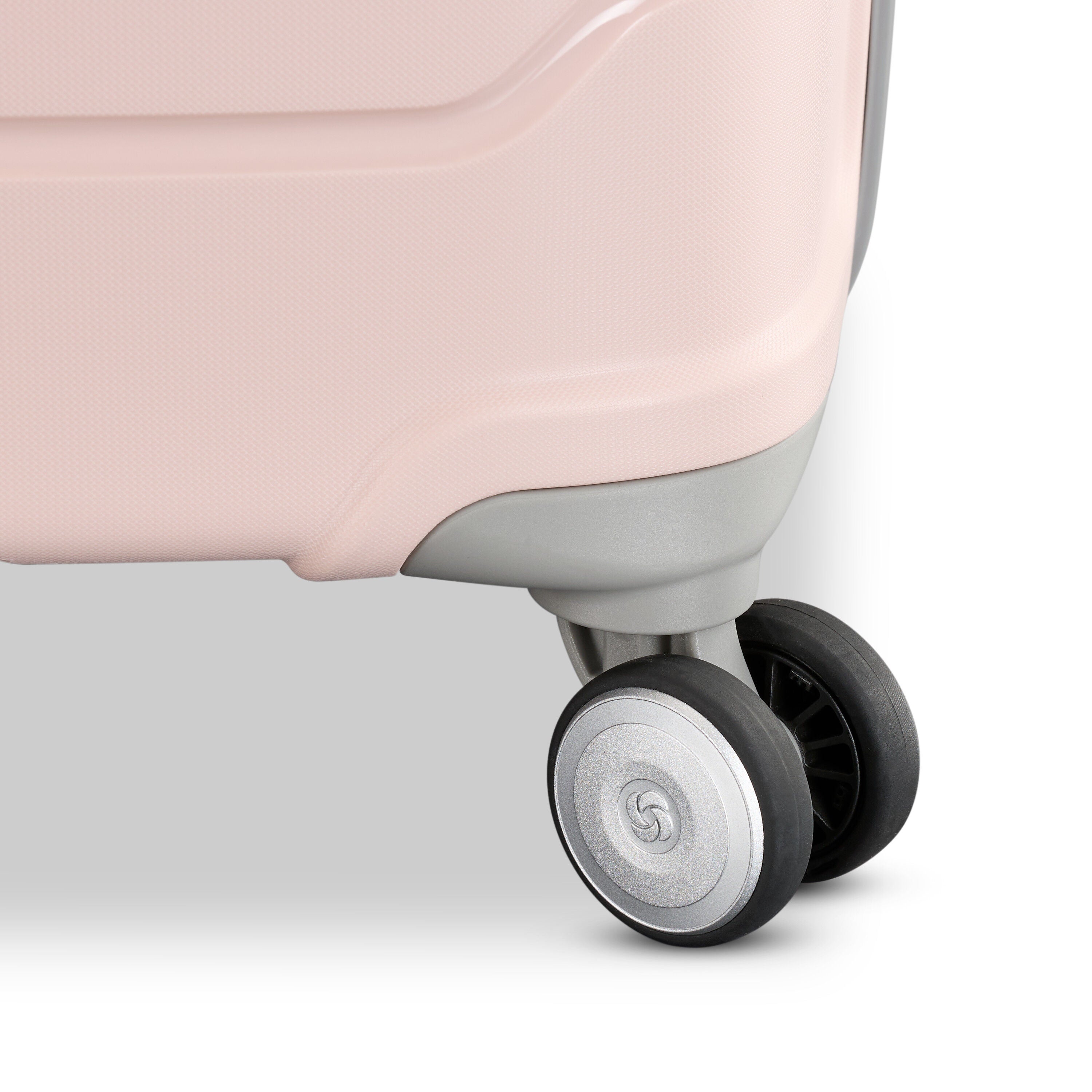 Freeform Large Spinner | Large Checked Luggage | Samsonite