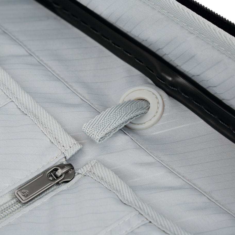 Zipper and reinforced fabric with pull tab