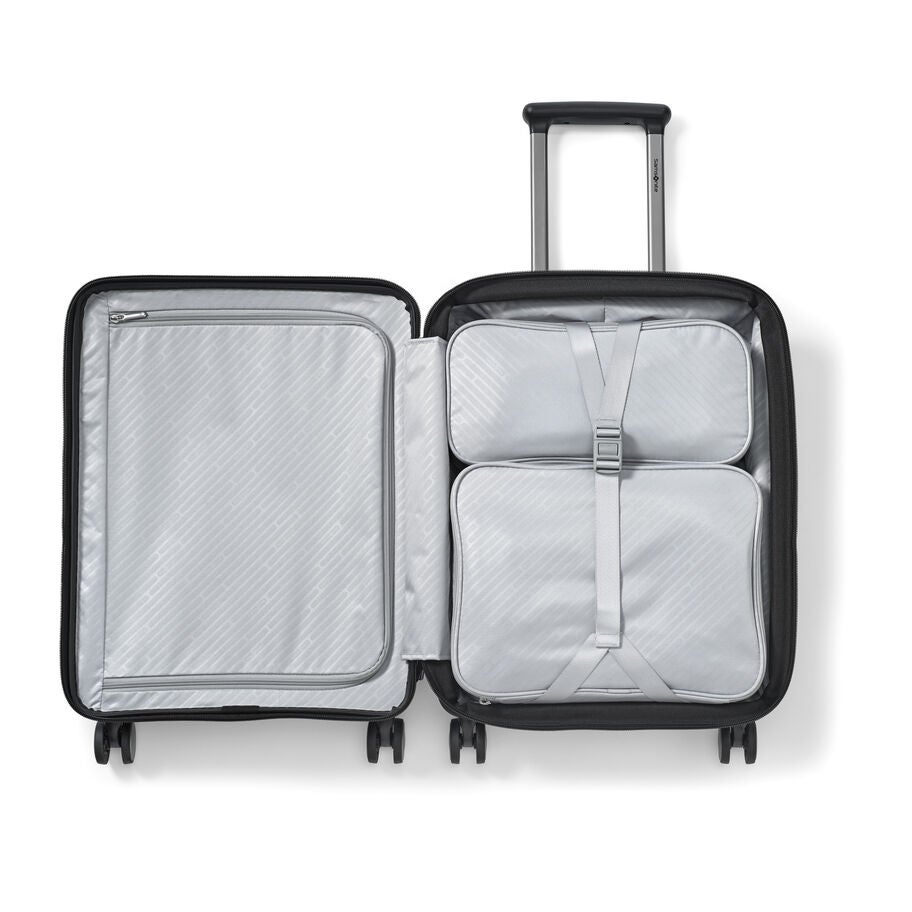 Paralux Global Carry-On Spinner in the color Black. image number 1