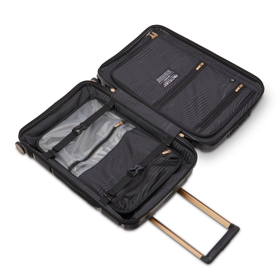 Nomatic - Carry-On Pro 22 Spinning Suitcase