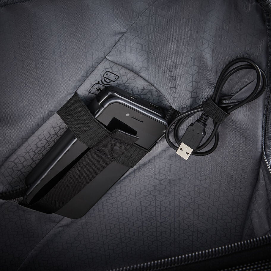 SXK Carry-On Expandable Spinner in the color Black/Silver. image number 6