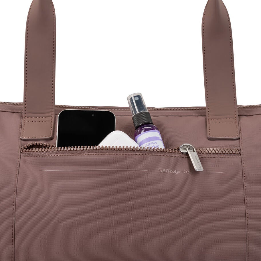 Better Than Basic Mini Weekender in the color CHOCOLATE MAUVE. image number 3