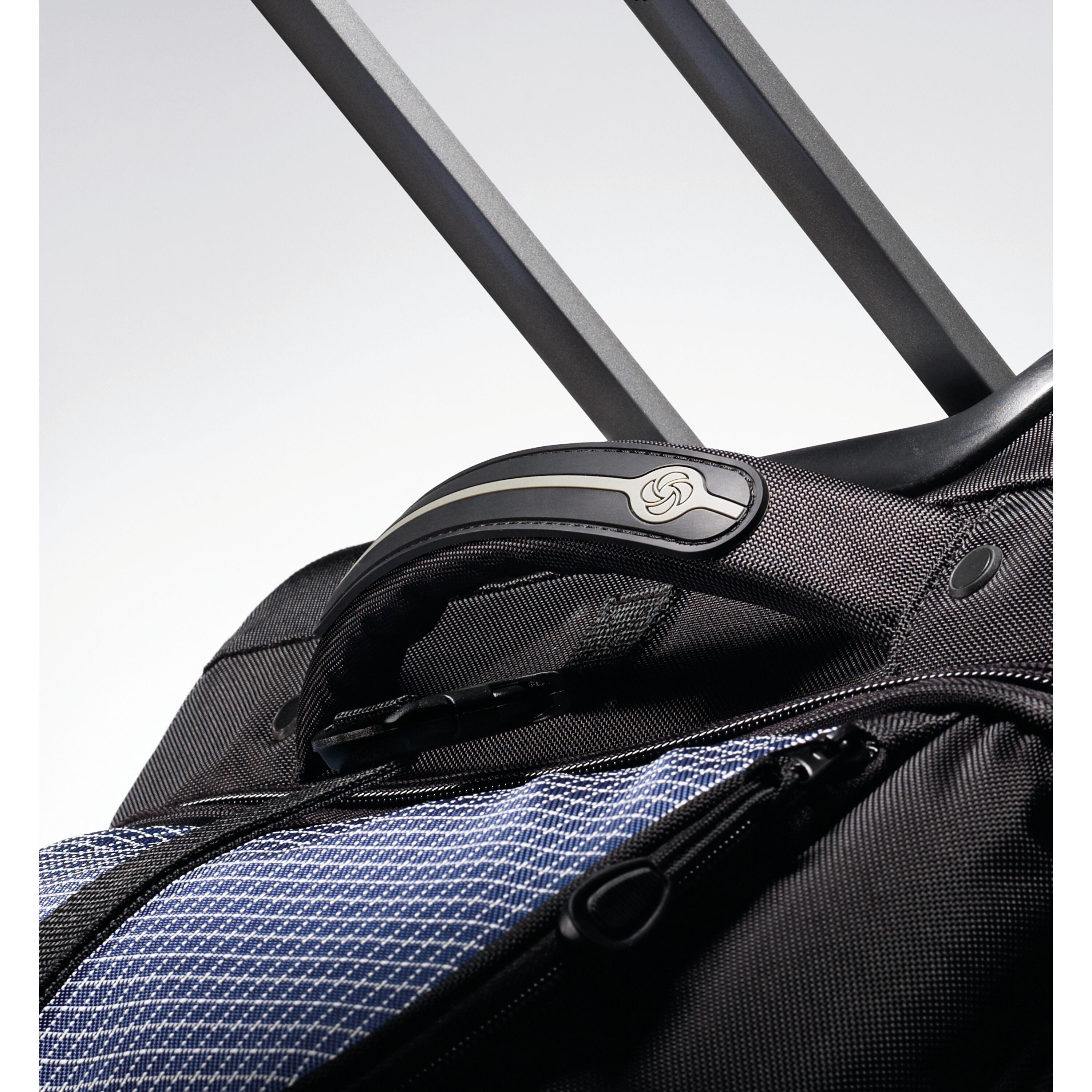 Samsonite ripstop sales 30 rolling duffel