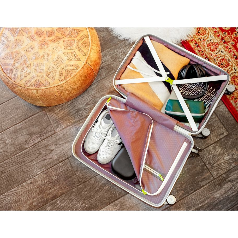 Freeform Carry-On Spinner in the color Amethyst Purple. image number 3