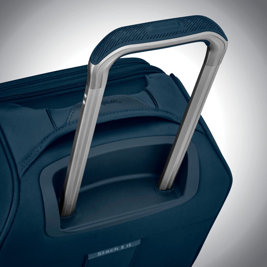 Theorym Softside Underseater in the color Emerald Teal. image number 4