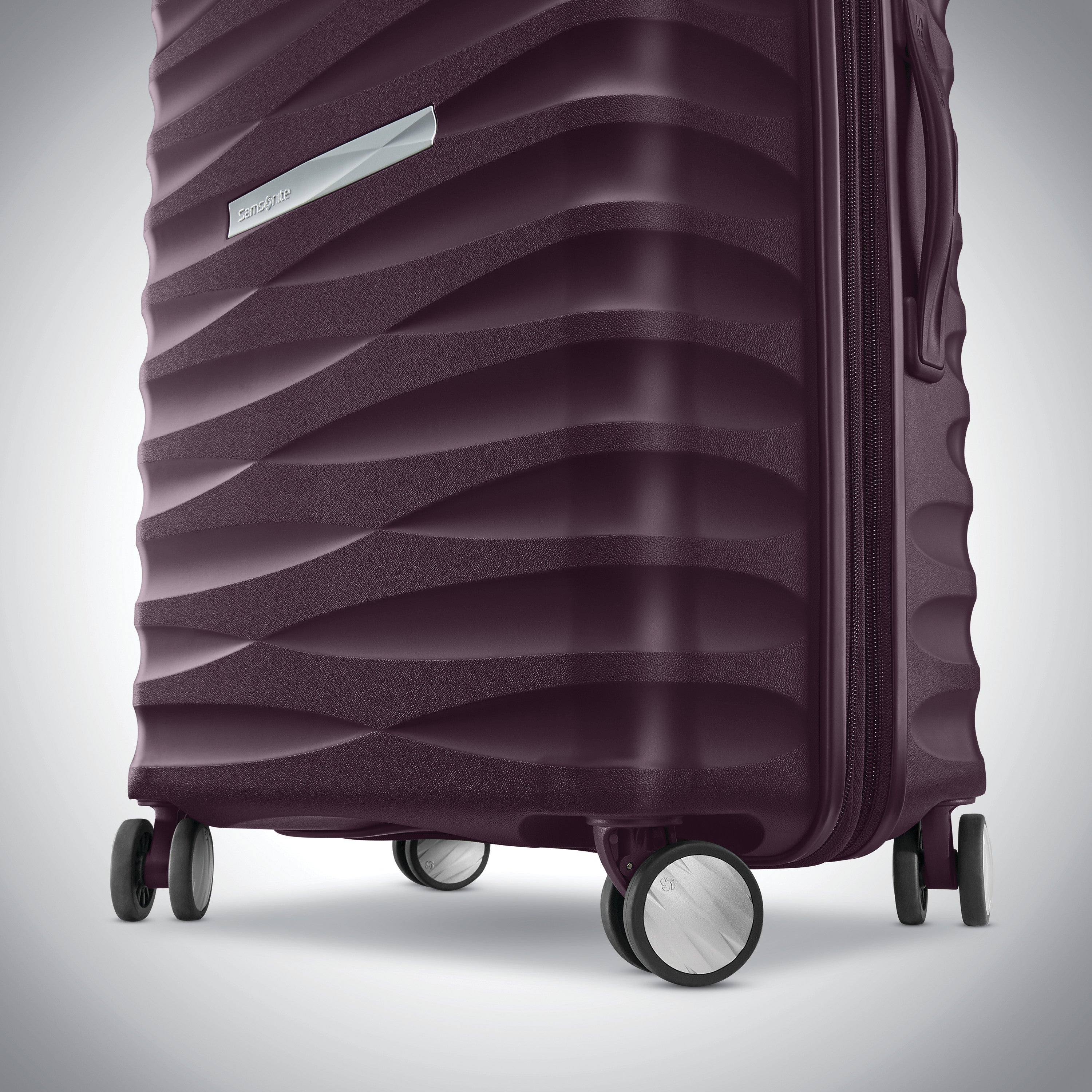 Voltage DLX 2 Piece Set CO LG Luggage Set Samsonite
