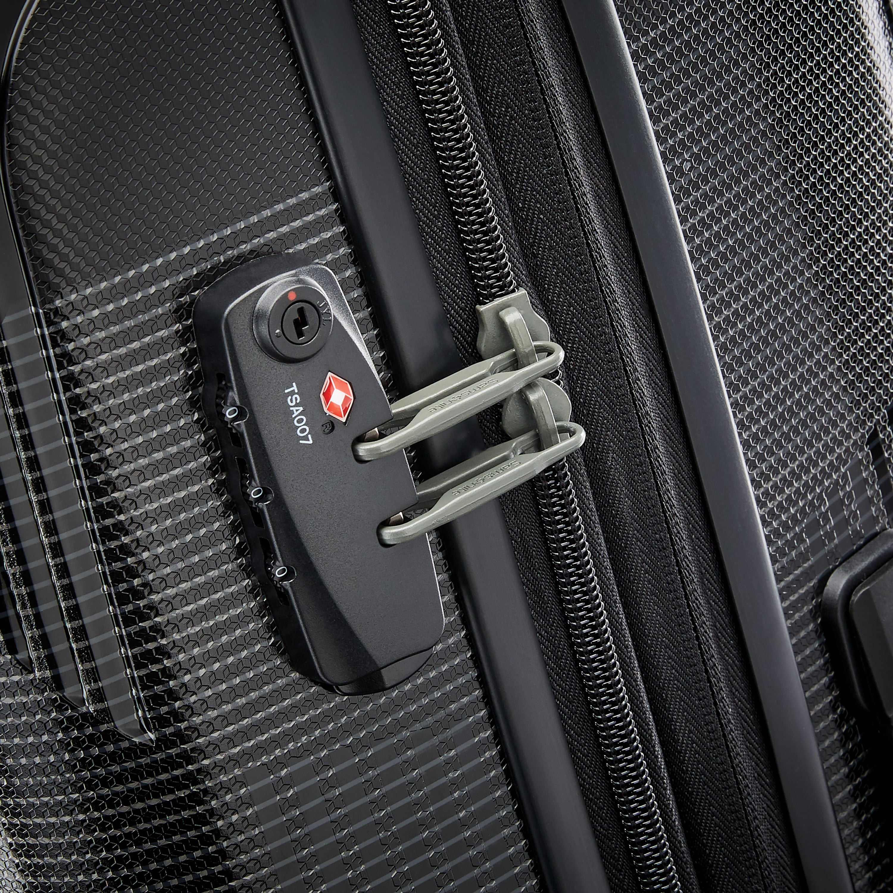 SupraDLX_1041_5_Lock.jpg