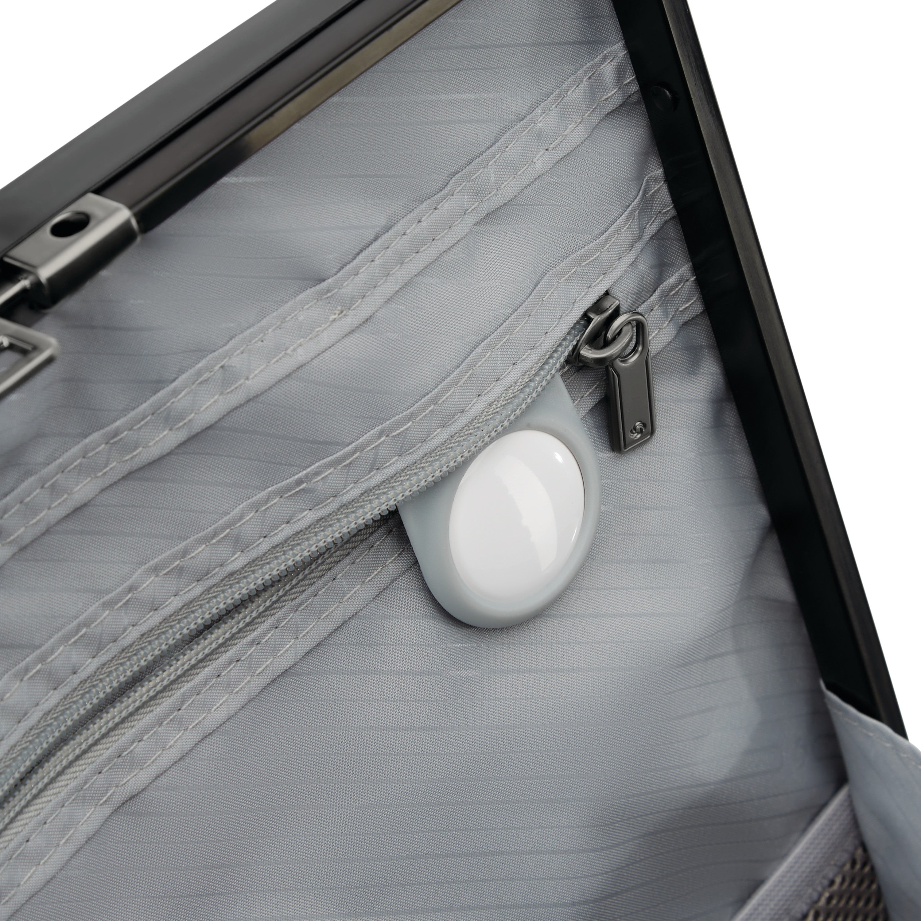 Samsonite Baypointe Ltd Samsonite Esplanade Ltd 29 Spinner