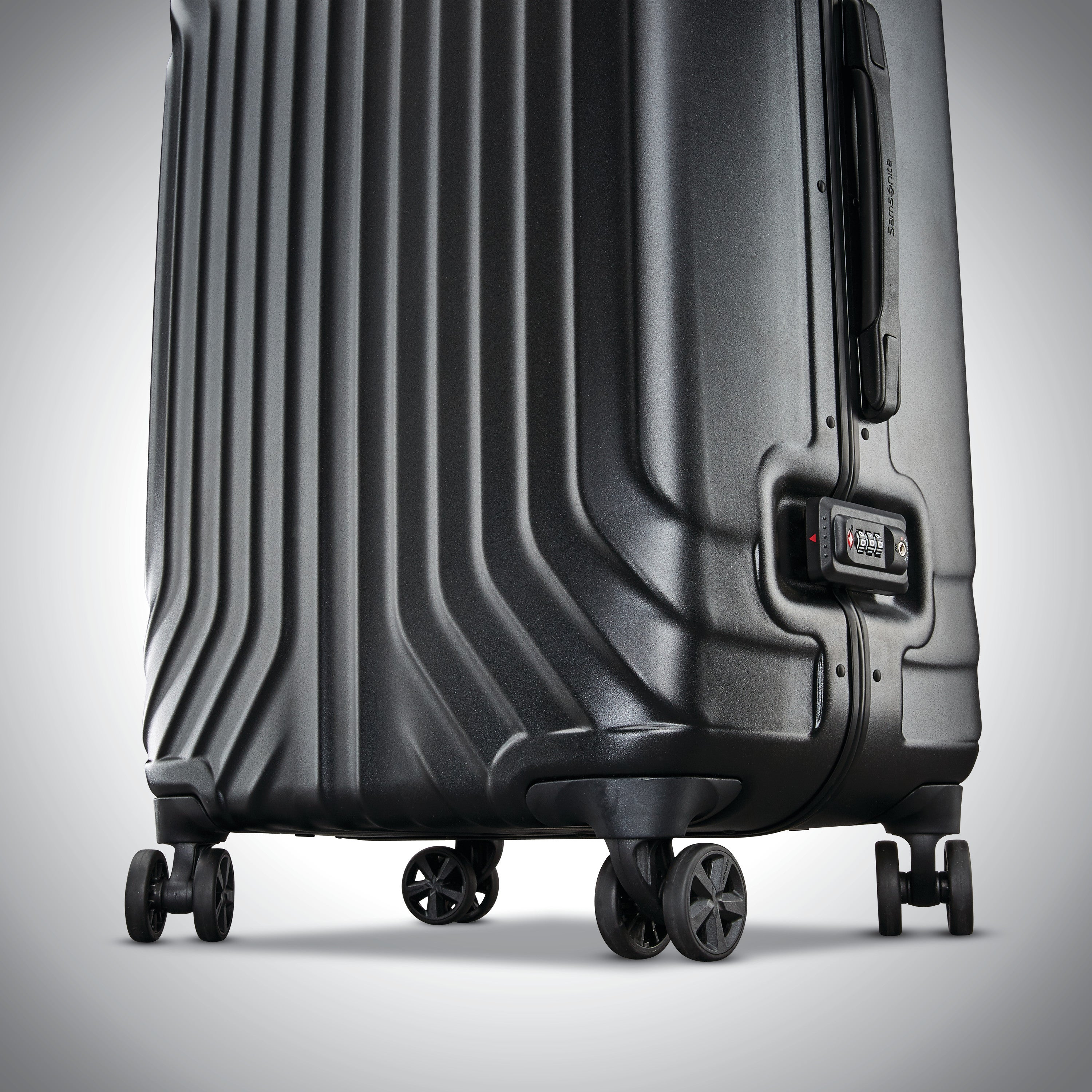 Tru Frame 2 Piece Set Zipperless Luggage Set Samsonite